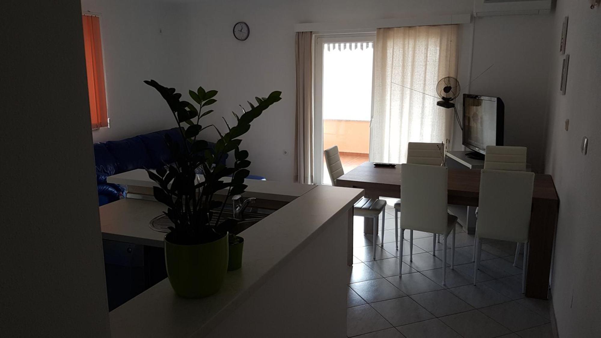 Apartments Mirjana Kustići Zewnętrze zdjęcie