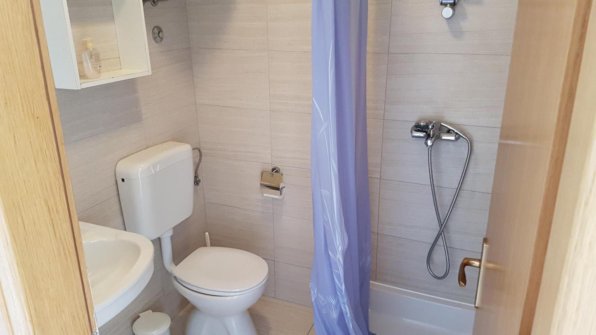 Apartments Mirjana Kustići Zewnętrze zdjęcie